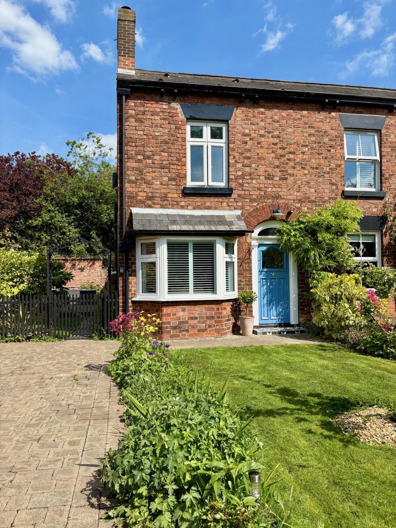 Eden Cottage Frodsham Exterior photo